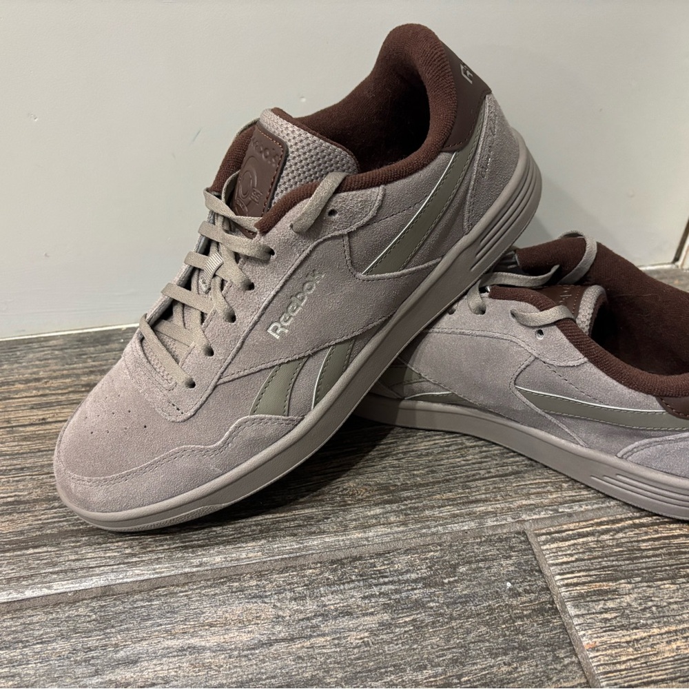 Reebok Men's Gray and Brown Sneakers